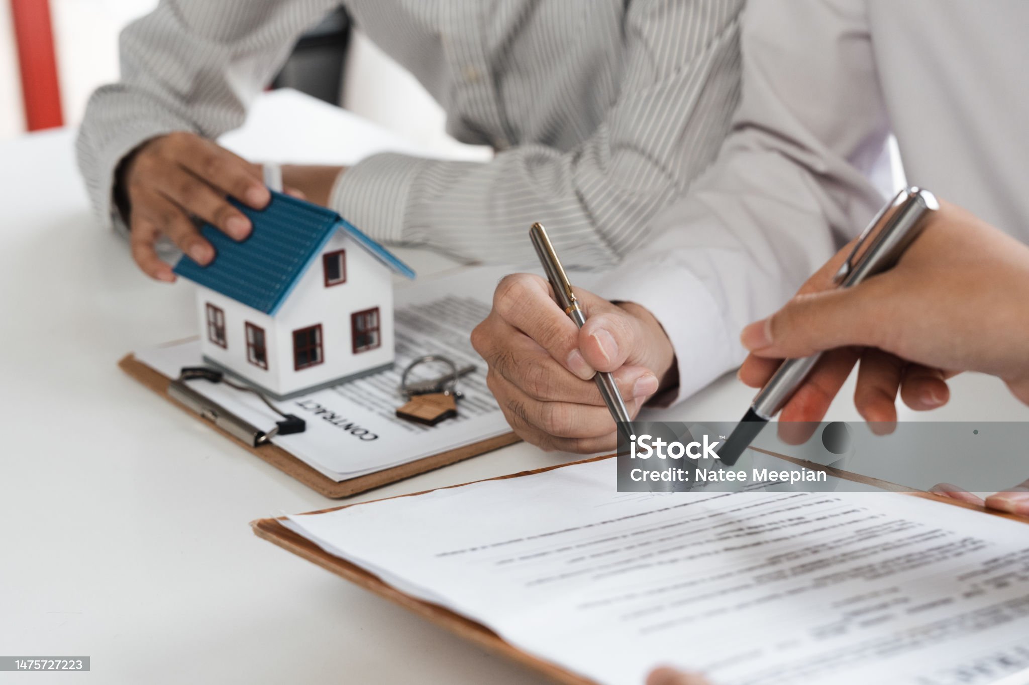 Giá bất động sản