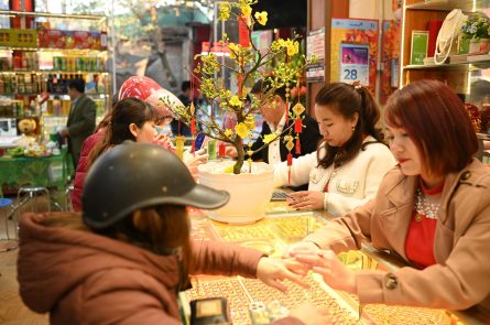 Giá nhẫn vàng liên tục tăng - ẢNh minh họa