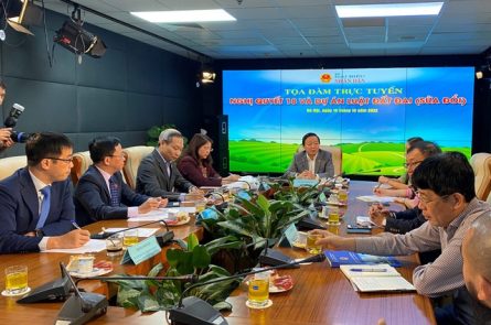 Luật Đất đai (sửa đổi)" - Ảnh: VGP/Đỗ Hương