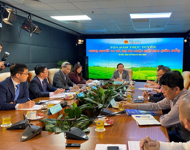 Luật Đất đai (sửa đổi)" - Ảnh: VGP/Đỗ Hương