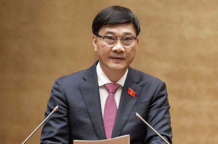 Ông Vũ Hồng Thanh, Chủ nhiệm Ủy ban Kinh tế, tại phiên khai mạc kỳ họp thứ 7, Quốc hội khóa XV.