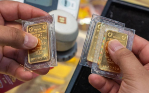 Giá vàng miếng biến động